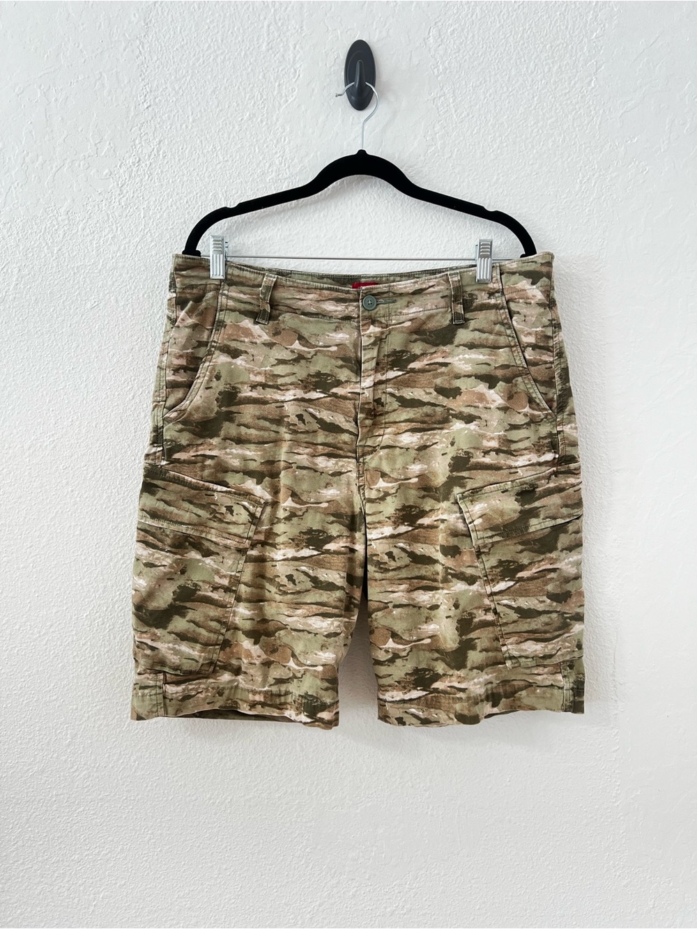 Levi’s XX Cargo Shorts Tiger Camo Print Gorpcore Utility Outdoors Streetwear 34